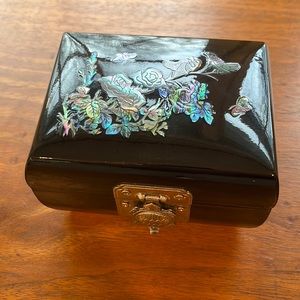 ASIAN Small Jewelry Box with Mother of Pearl Inlay